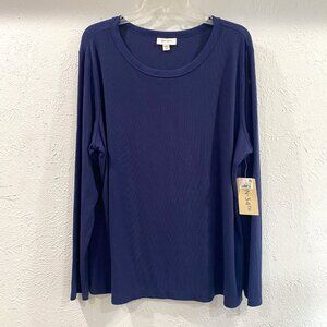 On 34th, NWT, women's size 3X, navy, ribbed, crew neck long sleeved top